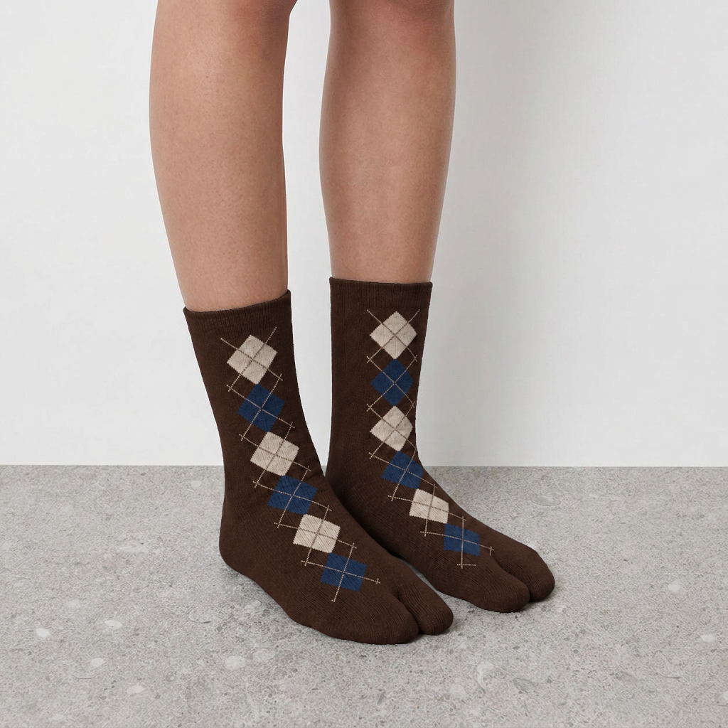 Lil Cacti Ottilia Argyle Tabi Socks in Coffee model styling view 9