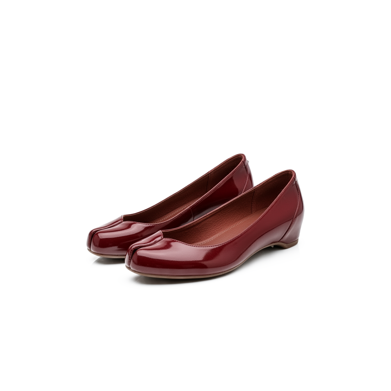 Echo Tabi Flats in wine red — dark feminine tabi flats by Lil Cacti