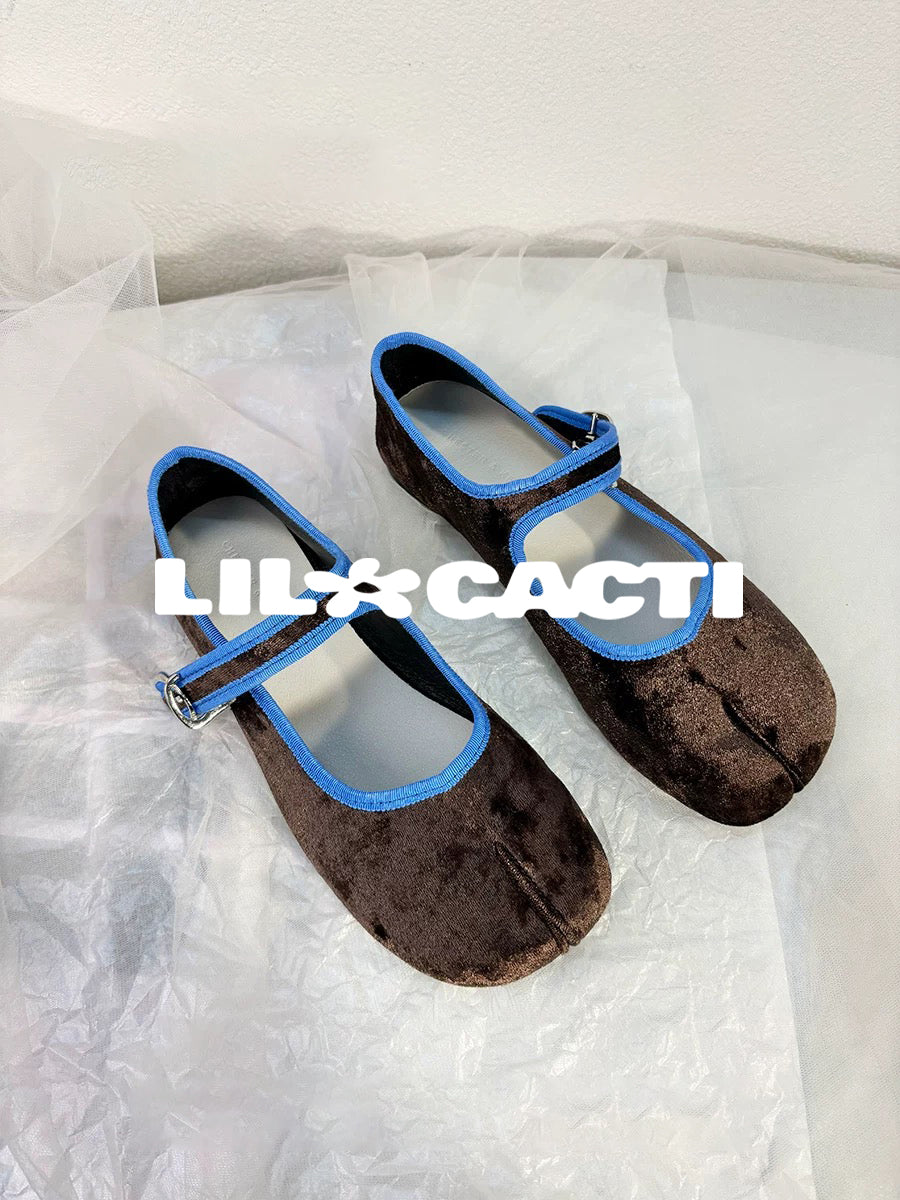 Elara Velvet Tabi Mary Jane