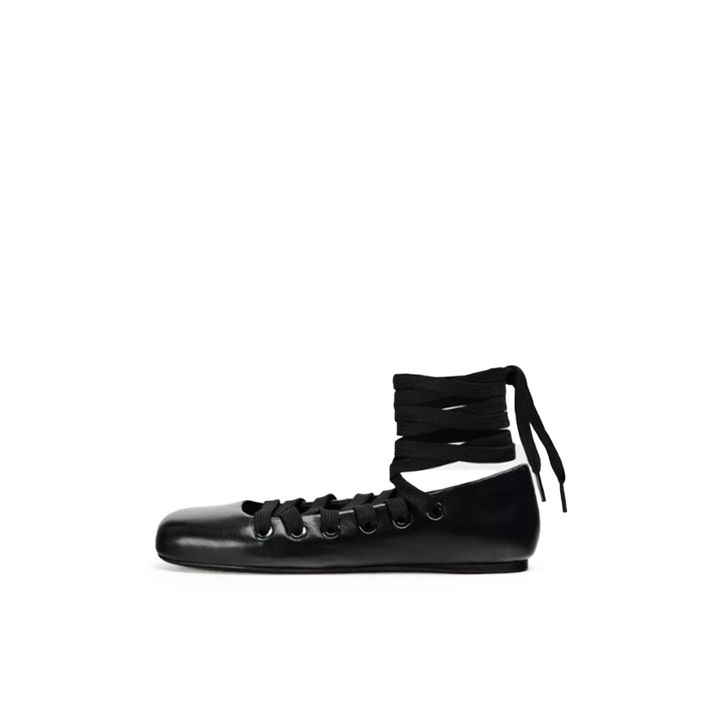 Lace up flats in black leather with bow tie closure, Lil Cacti footwear