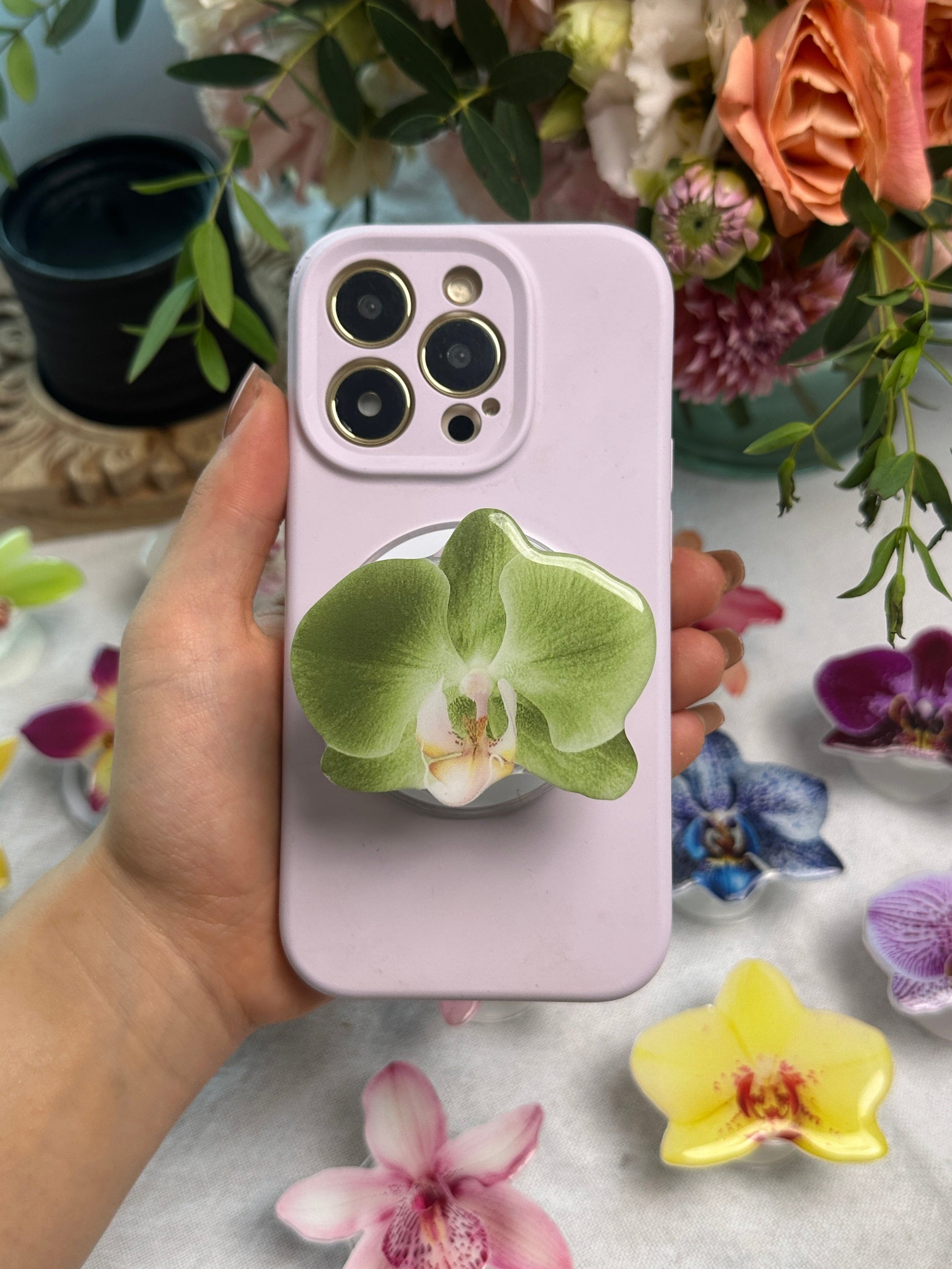 Matcha_Orchid_Magsafe flower background by lil cacti