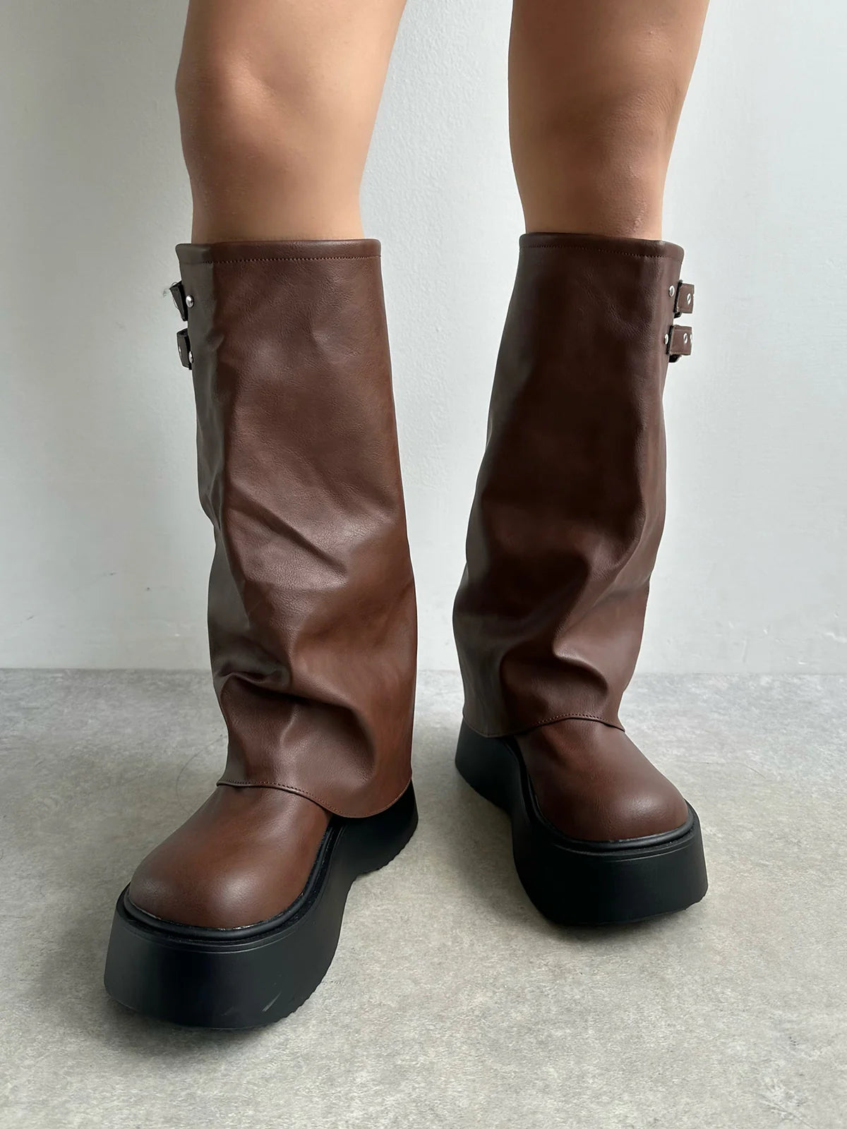 NOIR ZIP Platform Boots