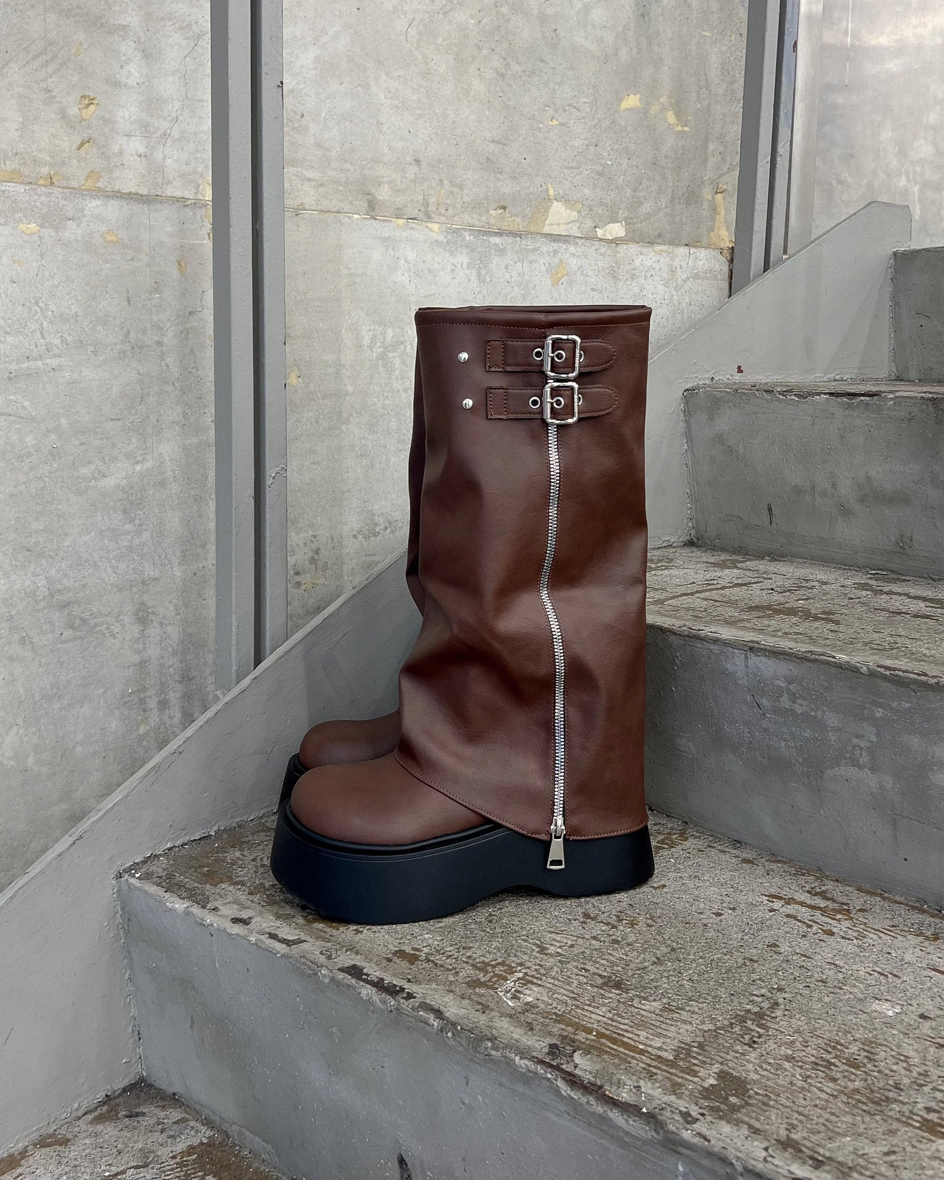 NOIR ZIP Platform Boots