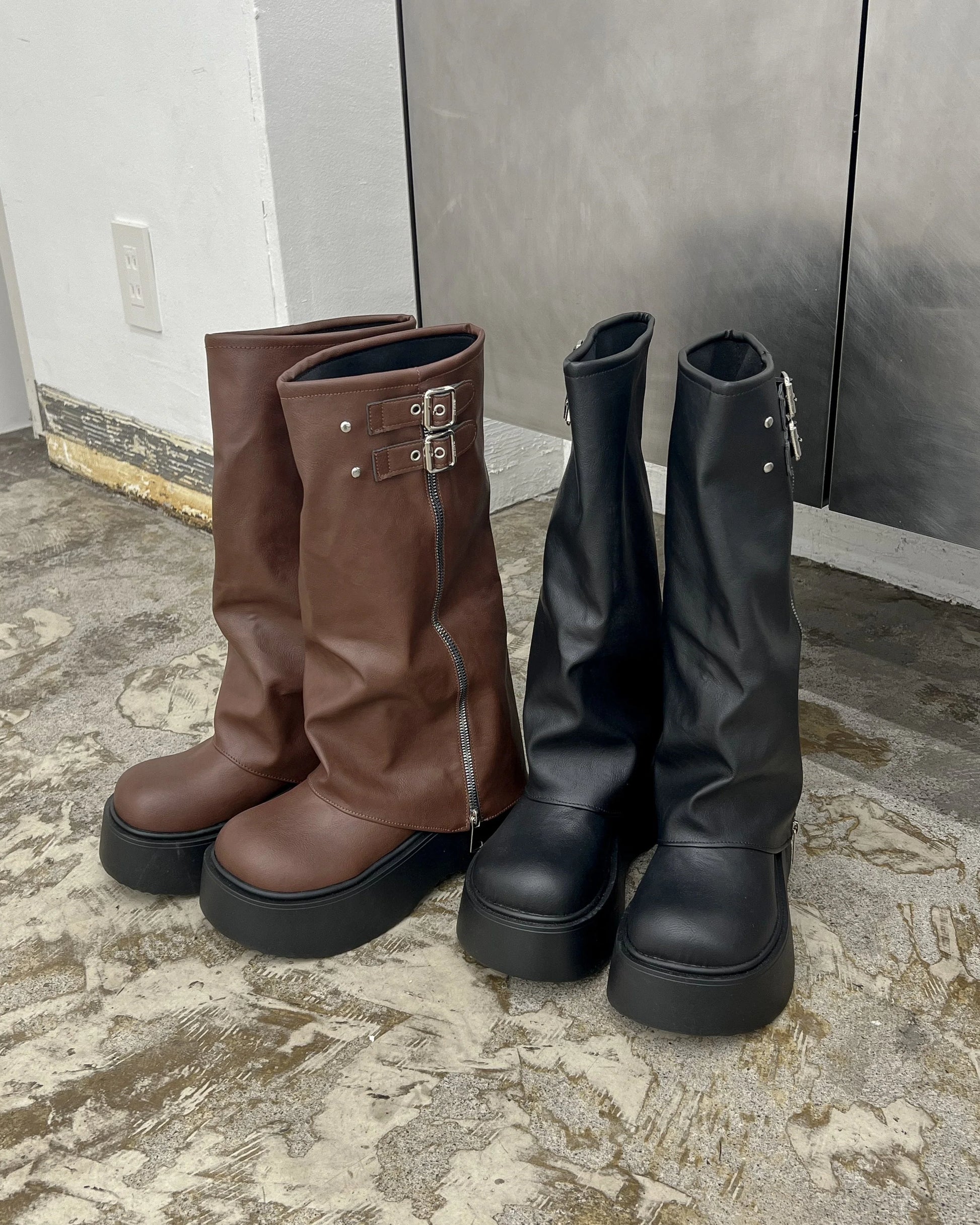 NOIR ZIP Platform Boots