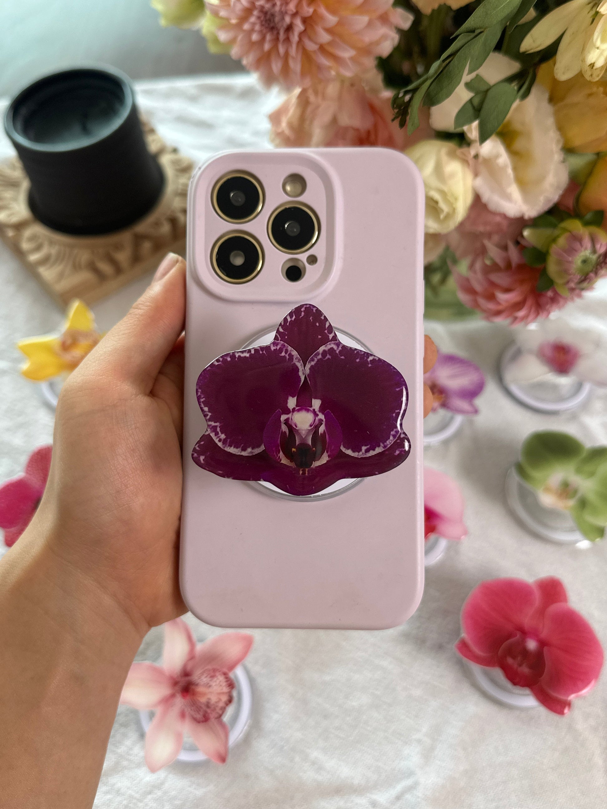 Velvet_Orchid_Magsafe flower background