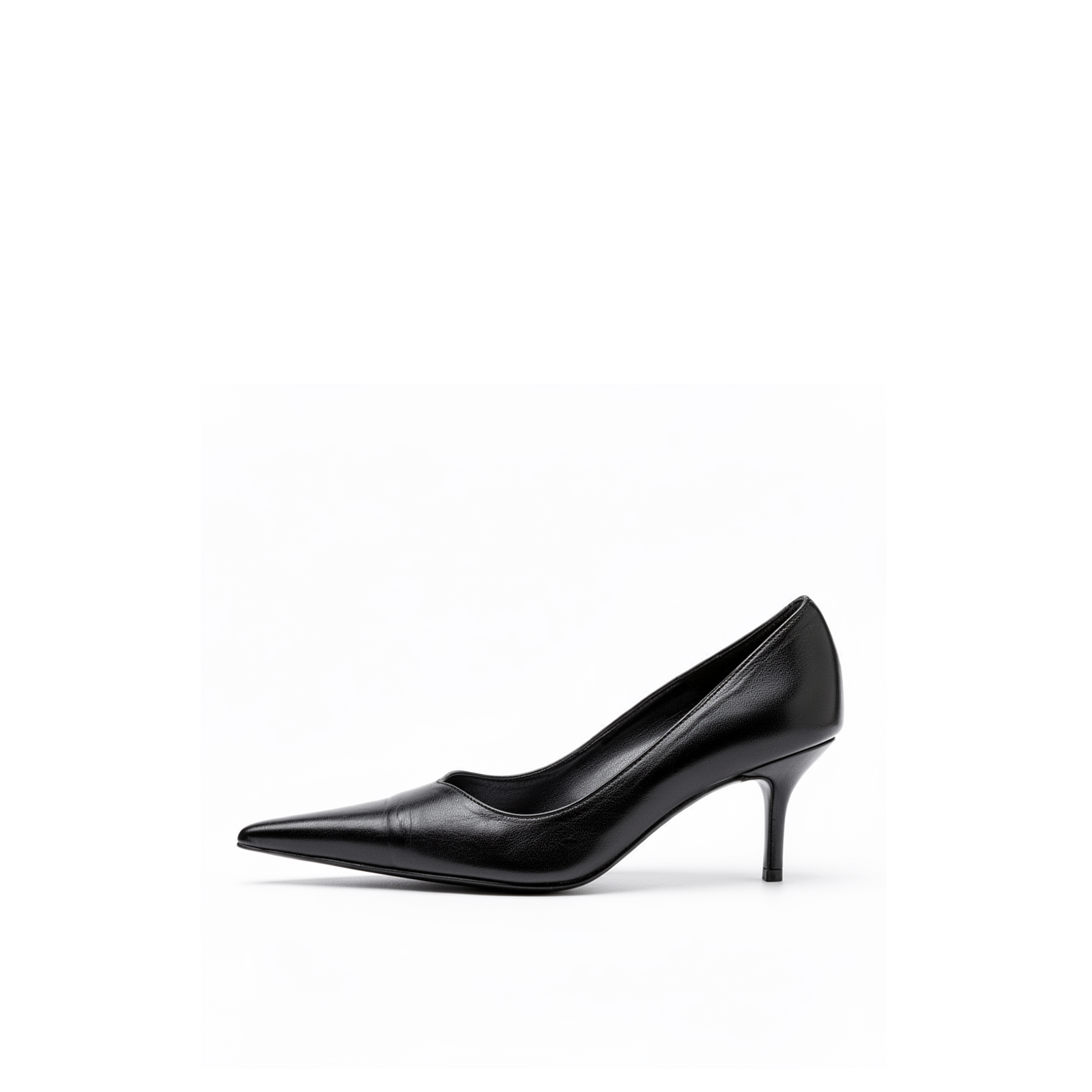 Violetta Pointed Toe Kitten Heels in black — dark feminine kitten heels by Lil Cacti